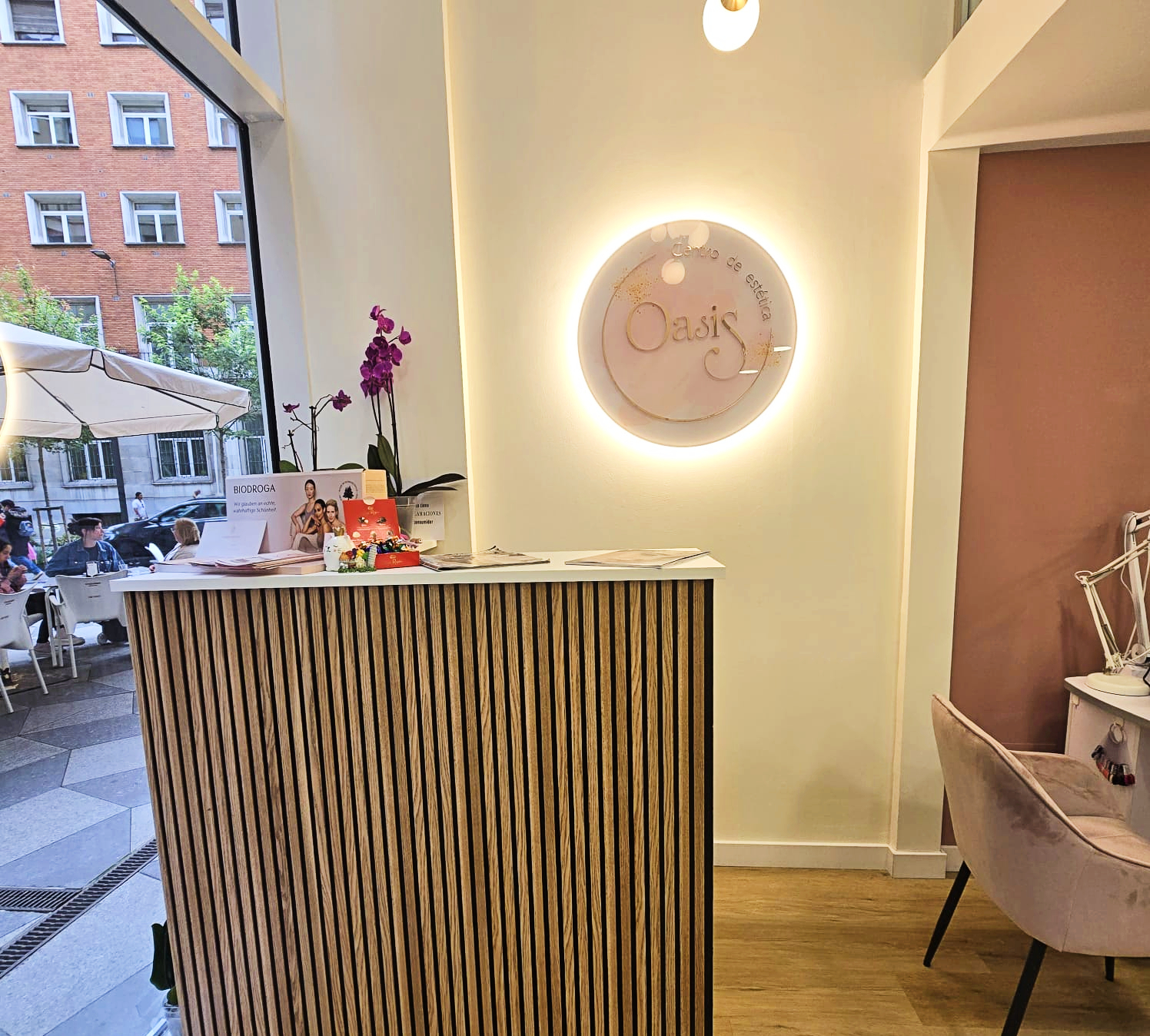 interior estetica oasis santander3